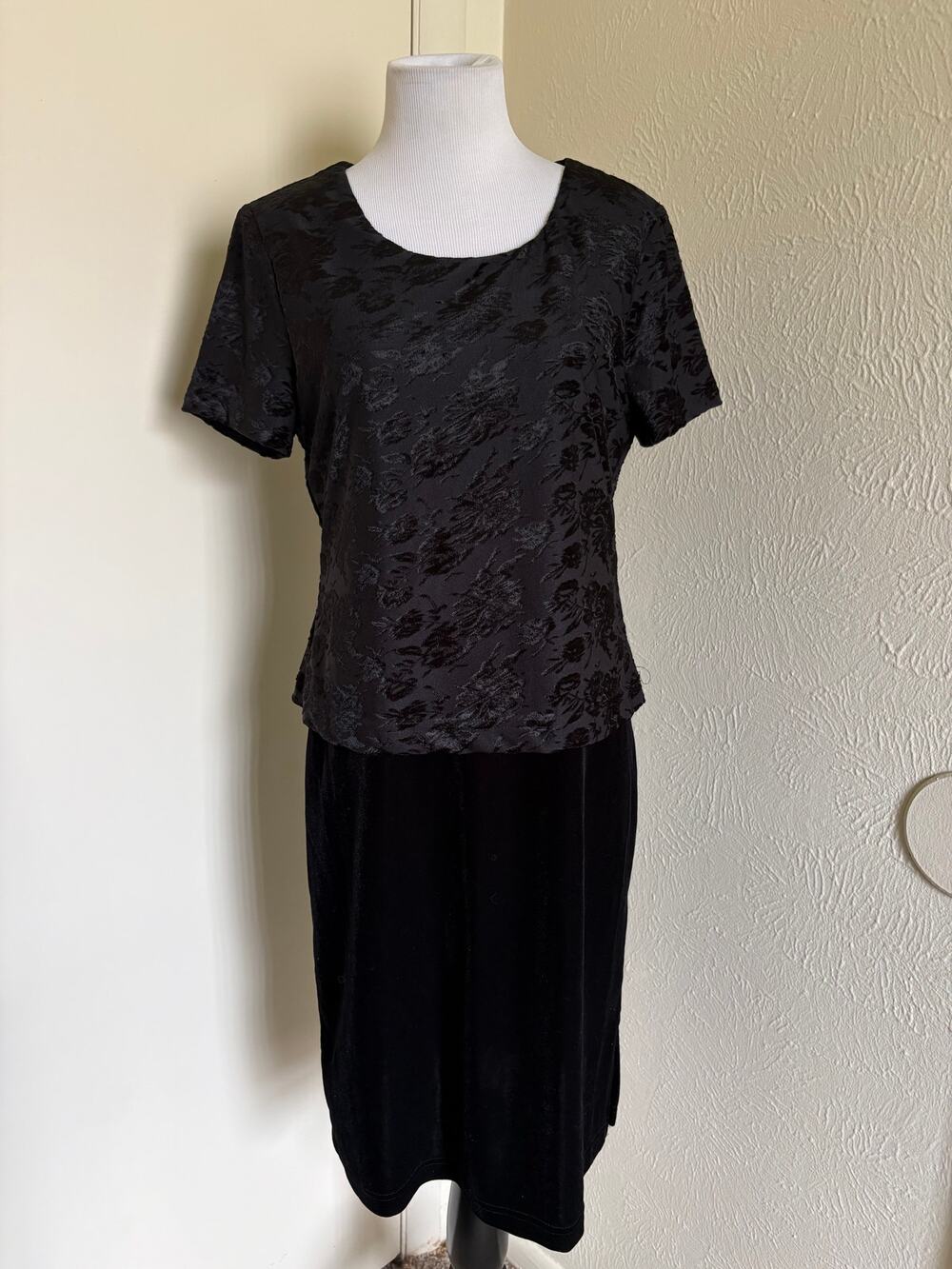90s Y2K Black Flocked Floral Velvet Velour Midi Dress Goth Grunge Style